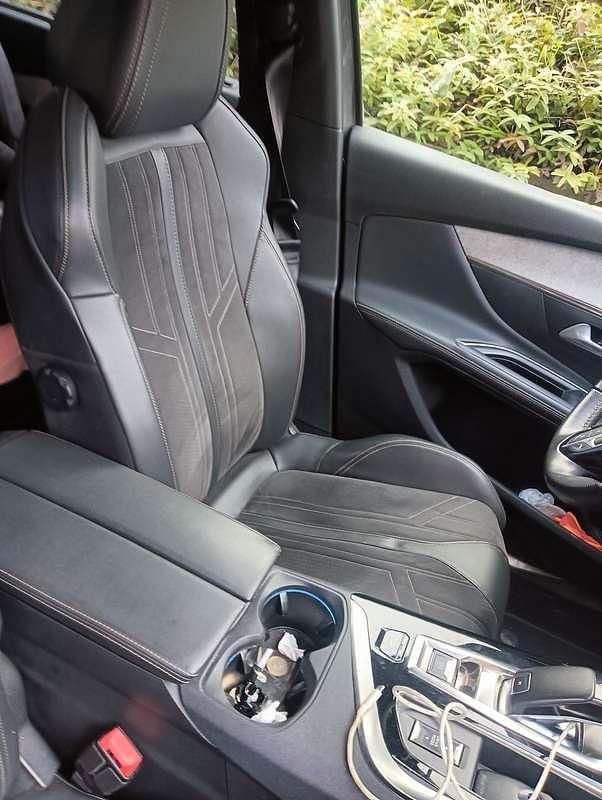 Usata Peugeot 5008 Business-Line 120 CV (88 kW) 2020 SUV