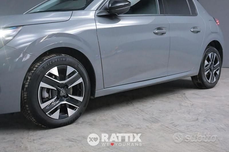 Usata Peugeot 208 Allure 110 CV (80 kW) 2025 Grigio selenium Utilitaria