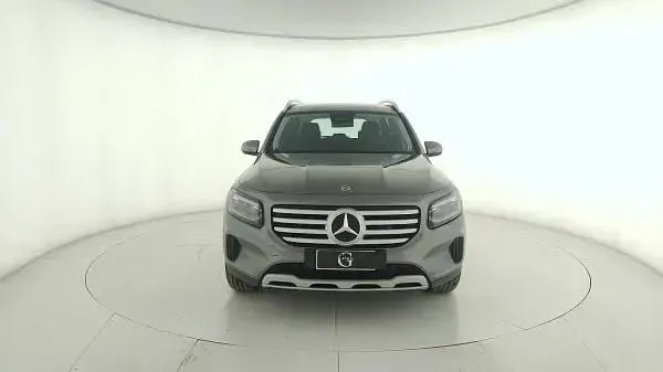 Usata Mercedes GLB180 Advanced 116 CV (85 kW) 2025 Grigio SUV