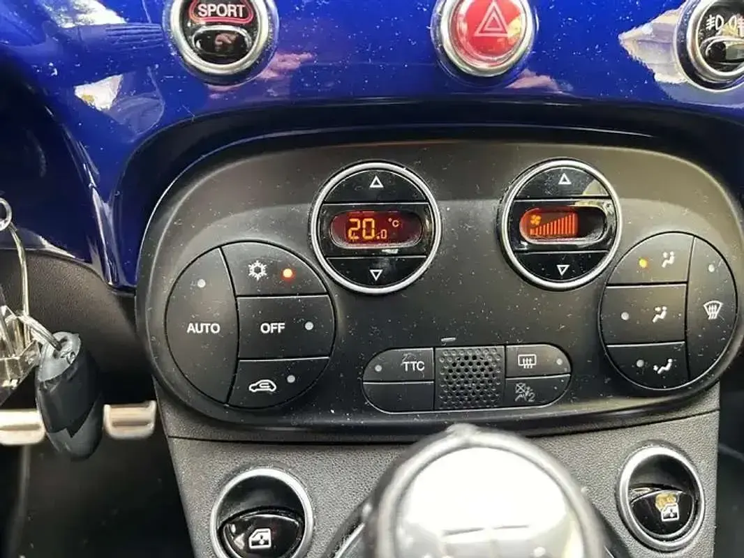Usata Abarth 595 144 CV (105 kW) 2018 Blu/azzurro Utilitaria
