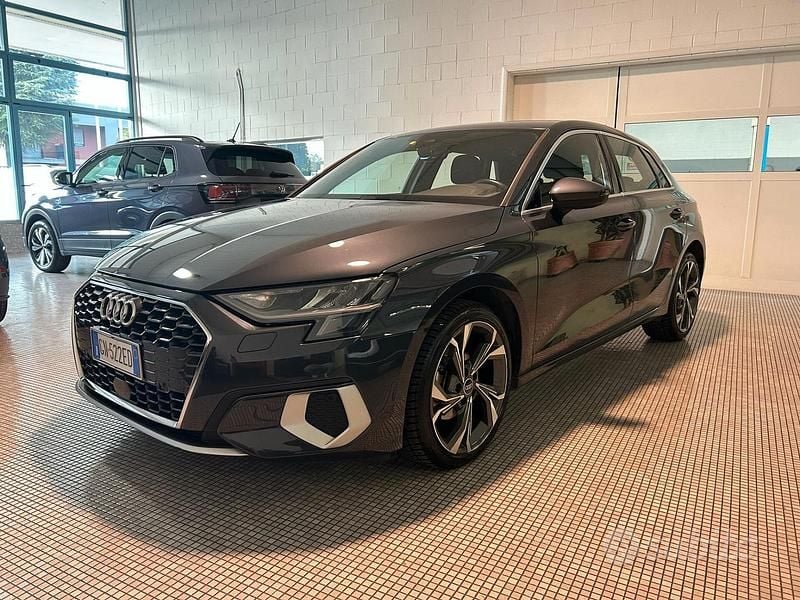 Usata Audi A3 Advanced 150 CV (110 kW) 2023 Grigio Berlina