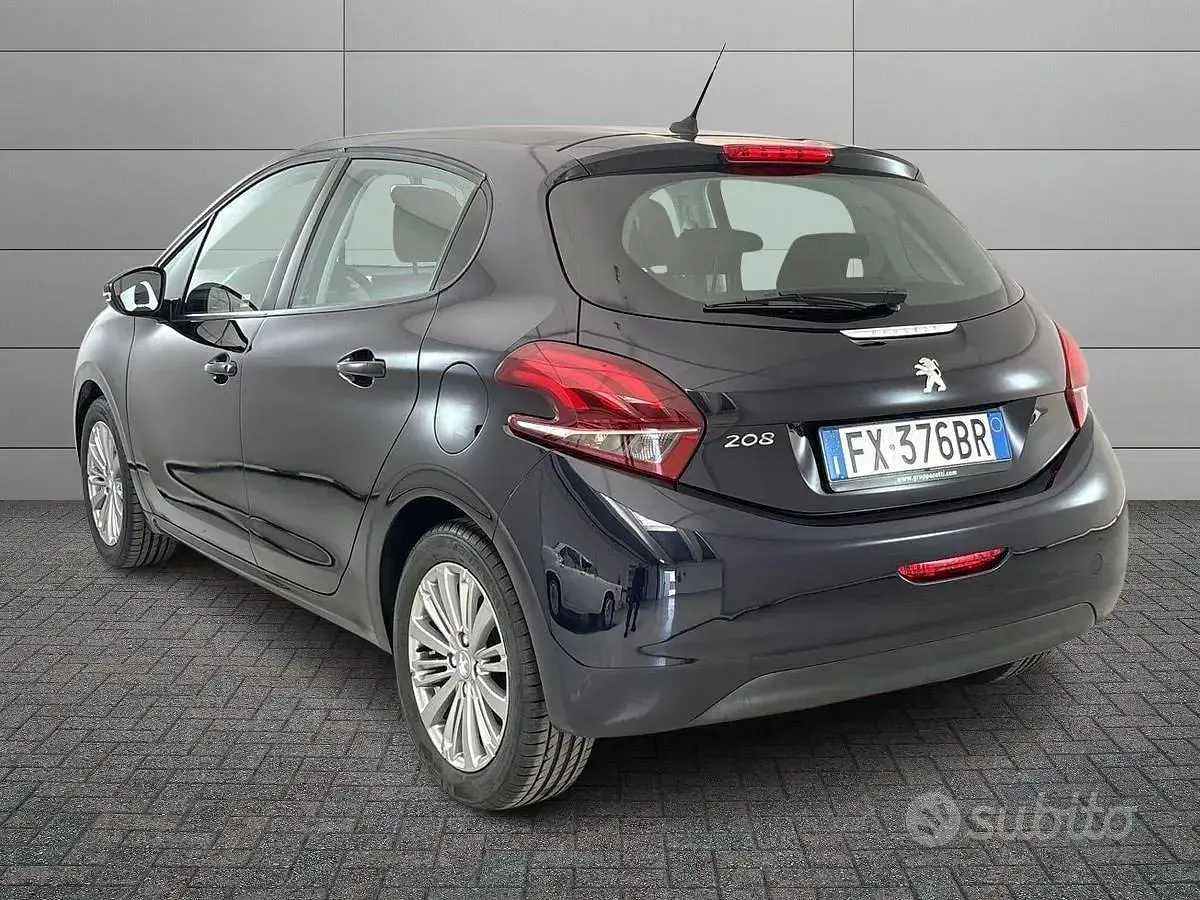 Usata Peugeot 208 Allure 83 CV (61 kW) 2019 Bluazzurro Utilitaria