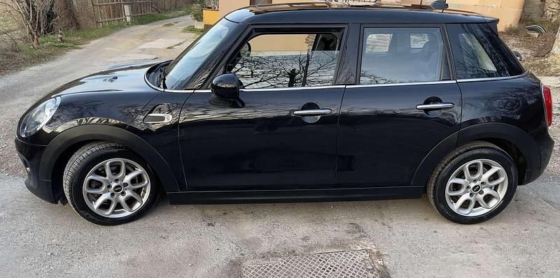 Usata Mini Cooper D Business 116 CV (85 kW) 2015 Utilitaria