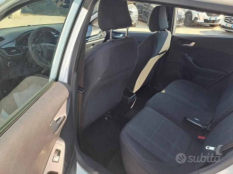 Begagnad Ford Fiesta Active 86 HK (63 kW) 2020 Vit Halvkombi