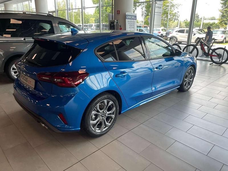 Nuova Ford Focus ST-Line 125 CV (91 kW) 2025 Desert island blue Berlina