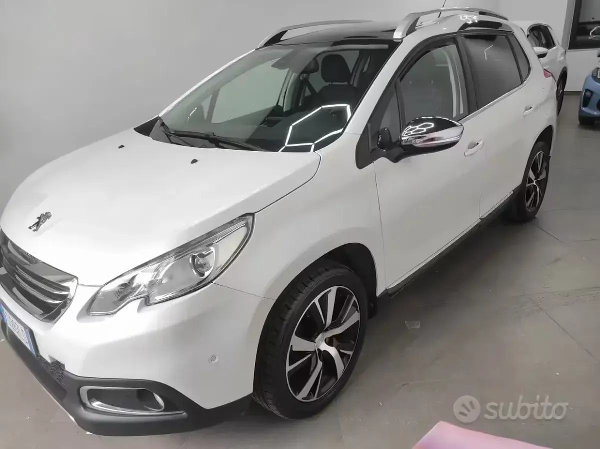 Usata Peugeot 2008 99 CV (72 kW) 2016 Bianco SUV
