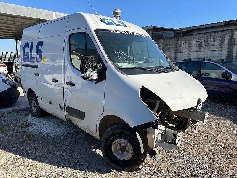 Usata Renault Master T28 135 CV (99 kW) 2020 Bianco Monovolume