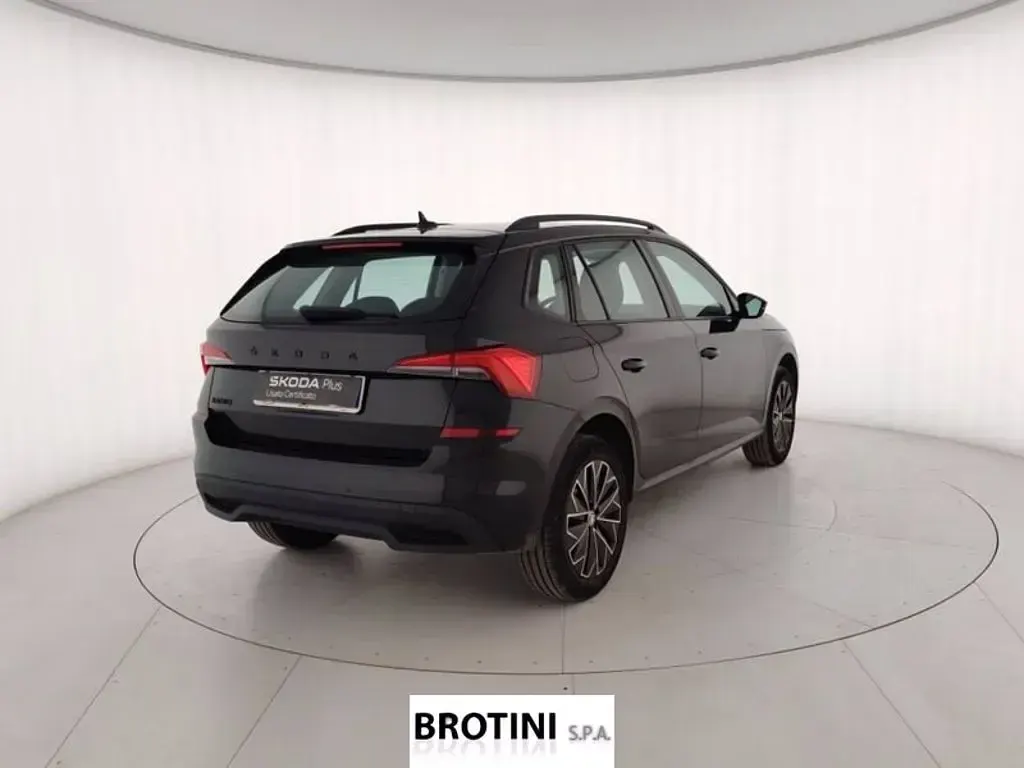 Usata Skoda Kamiq 95 CV (69 kW) 2023 Nero metallizzato SUV