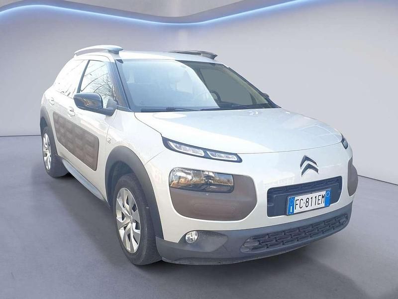 Bianco Usata 2016 Citroën C4 Feel SUV | 8450 € (Buon prezzo) - Immagine 1/4