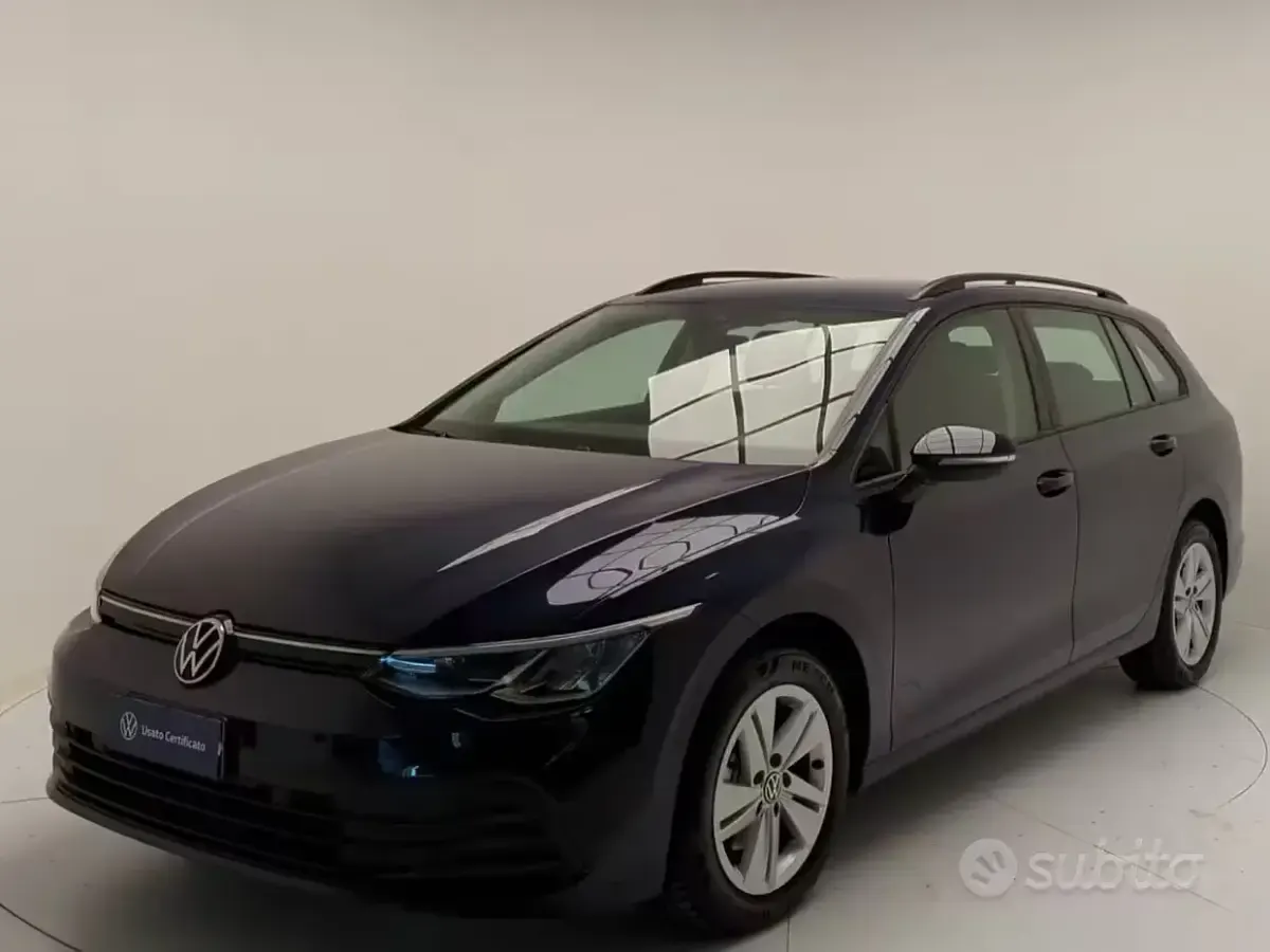 Usata VW Golf VIII Life 130 CV (95 kW) 2022 Station wagon