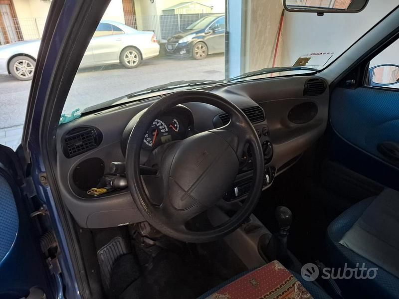 Usata Fiat Seicento 54 CV (39 kW) 2002 Blu Utilitaria