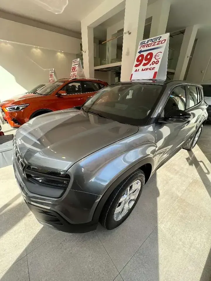 Nuova Jeep Avenger 101 CV (74 kW) 2026 Grigio SUV
