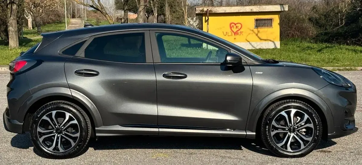 Usata Ford Puma ST-Line 125 CV (91 kW) 2024 Grigio SUV