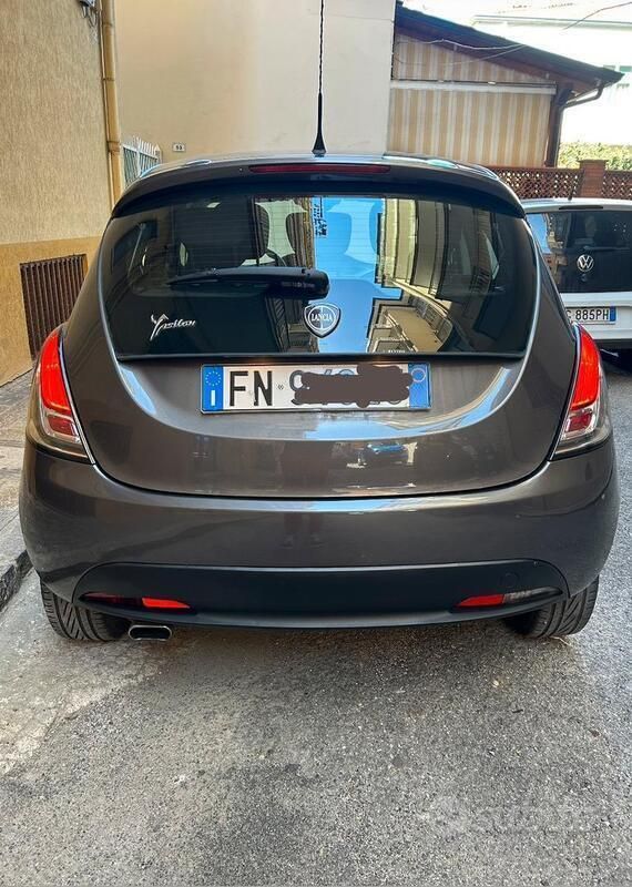 Usata 2018 Lancia Ypsilon Due volumi | 5900 € (Ottimo prezzo) - Immagine 1/4