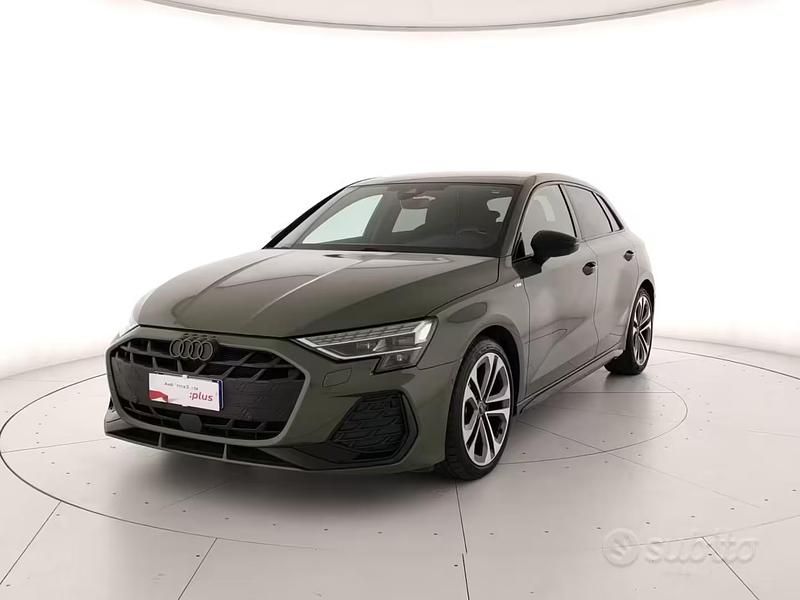 Usata Audi A3 S-Line 150 CV (110 kW) 2025 Verde Berlina
