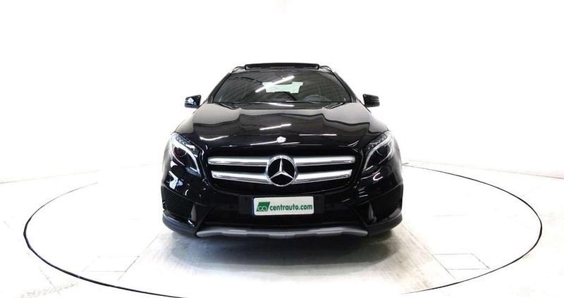 Usata Mercedes GLA220 170 CV (125 kW) 2015 Nero SUV