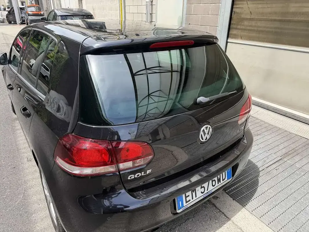 Usata VW Golf VII Highline 122 CV (89 kW) 2012 Berlina