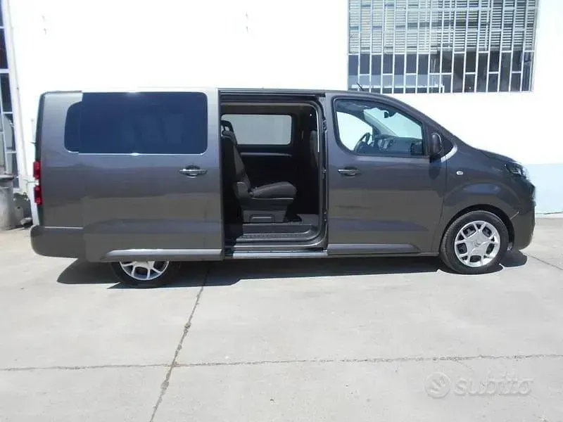 Usata Citroën Spacetourer Business Class 177 CV (130 kW) 2021 Grigio Monovolume