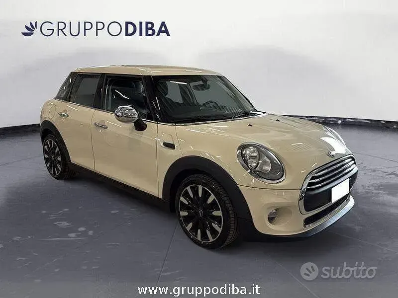 Usata Mini One D Business 95 CV (69 kW) 2015 Bianco Utilitaria