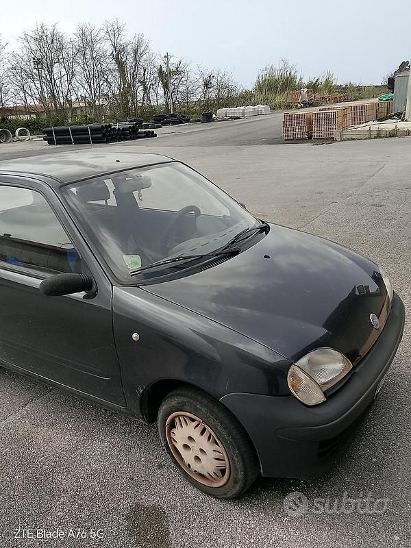 Usata Fiat 600 2003 Nero
