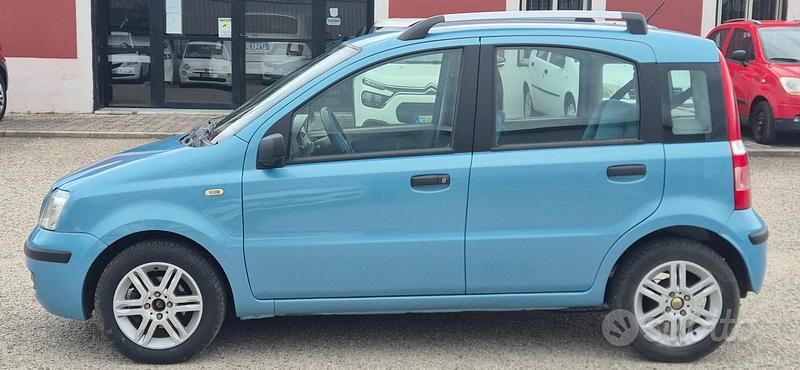 Usata Fiat Panda Emotion 2004 Blu Utilitaria