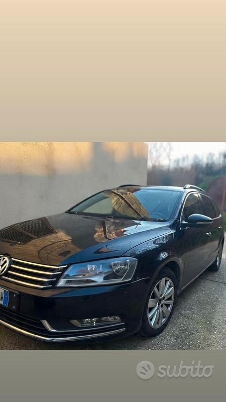 Usata VW Passat 140 CV (102 kW) 2011 Nero Station wagon