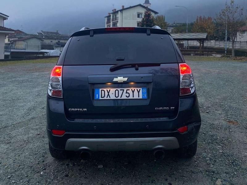 Usata Chevrolet Captiva 150 CV (110 kW) 2009 Blu/azzurro SUV