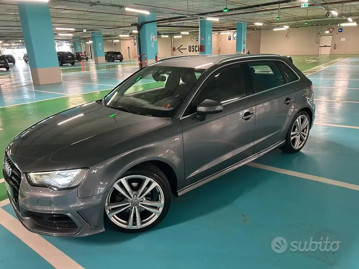 Usata Audi A3 S-Line 110 CV (80 kW) 2015 Grigio Berlina
