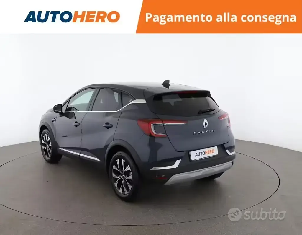 Occasion Renault Captur 101 ch (74 kW) 2023 Bleue SUV