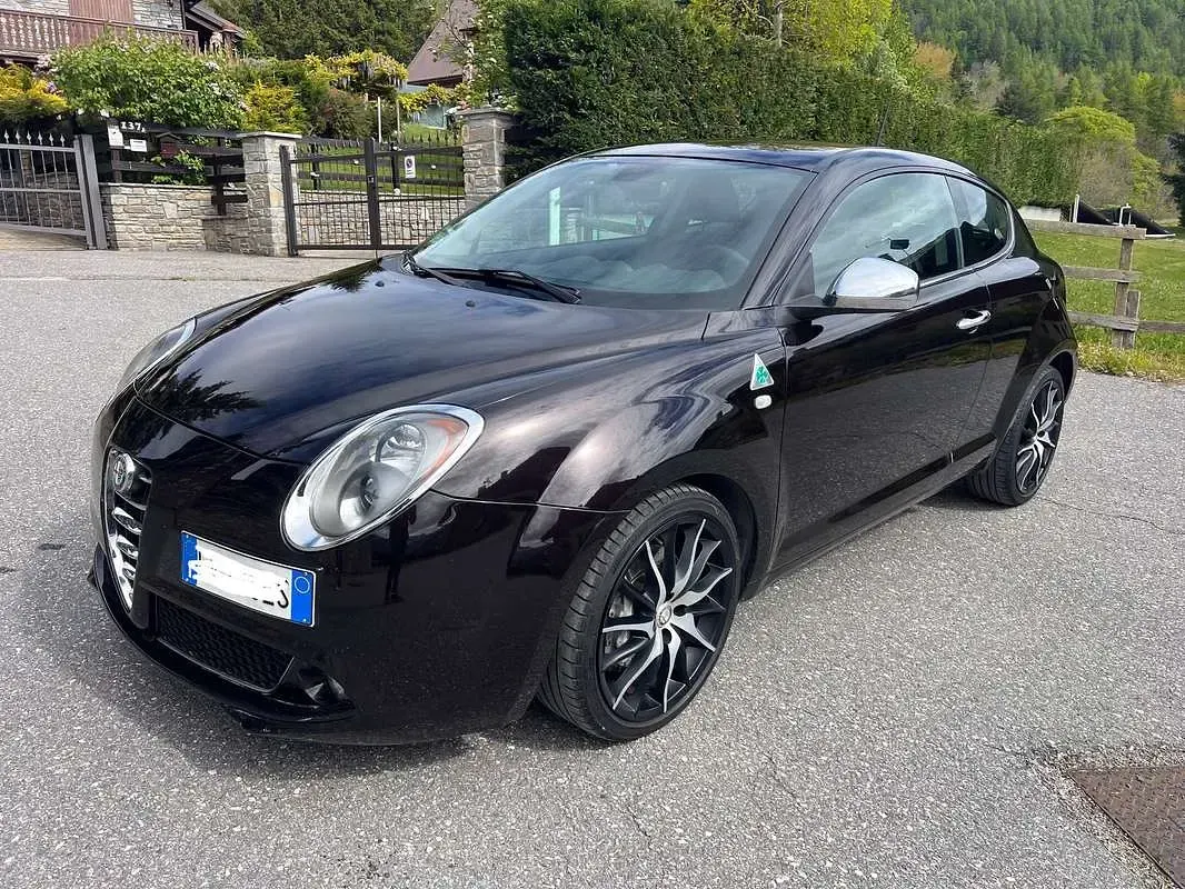 Usata Alfa Romeo MiTo Distinctive 140 CV (102 kW) 2014 Nero Utilitaria