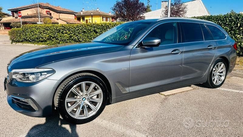 Usata BMW 520 Luxury Line 2019 Grigio Station wagon