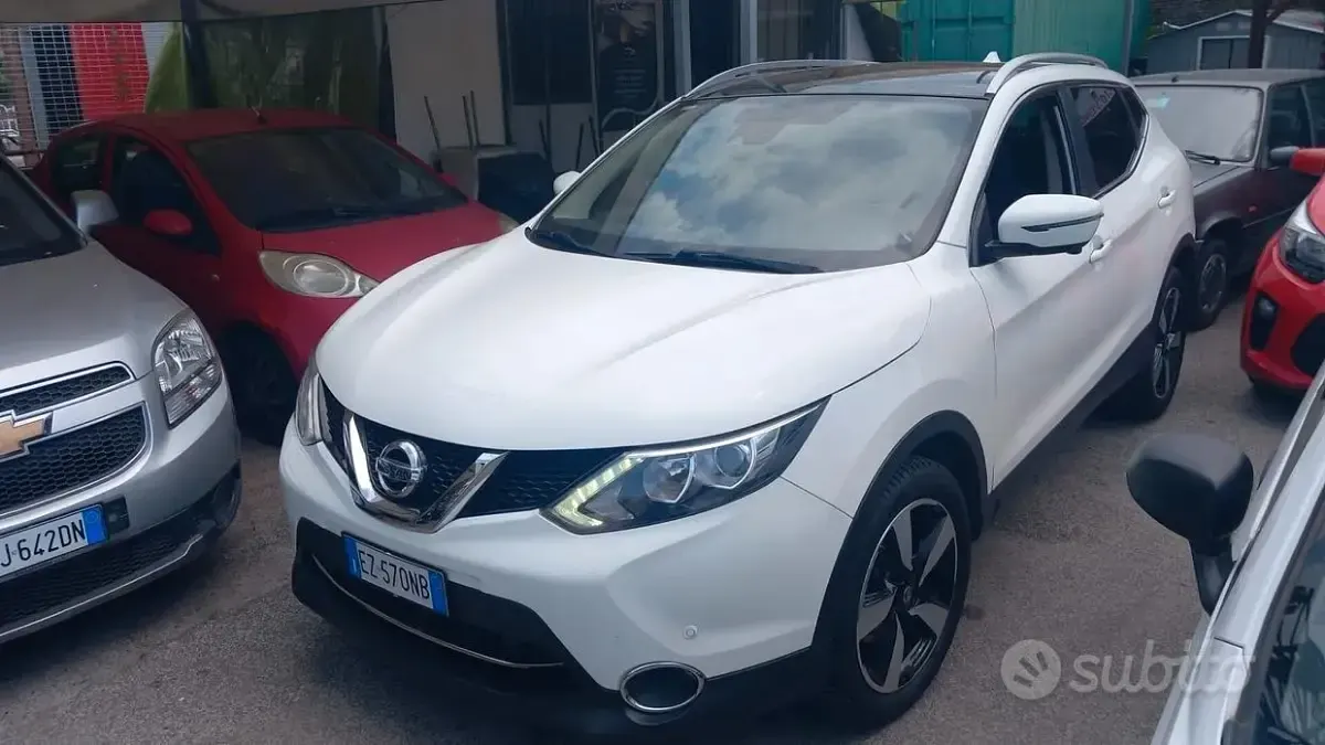 Usata Nissan Qashqai 360º 110 CV (80 kW) 2015 Bianco SUV
