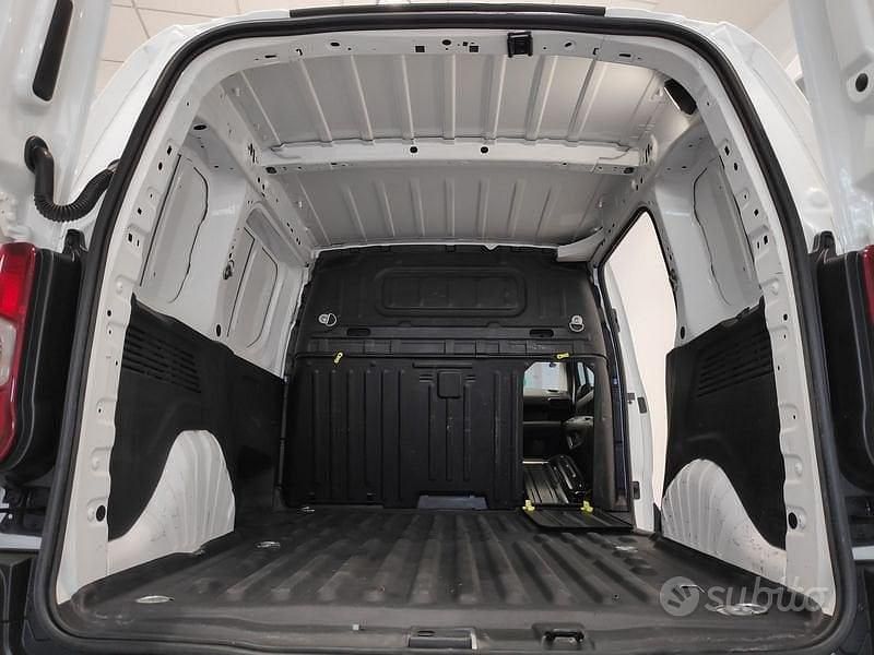 Usata Citroën Berlingo 76 CV (55 kW) 2020 Bianco Monovolume