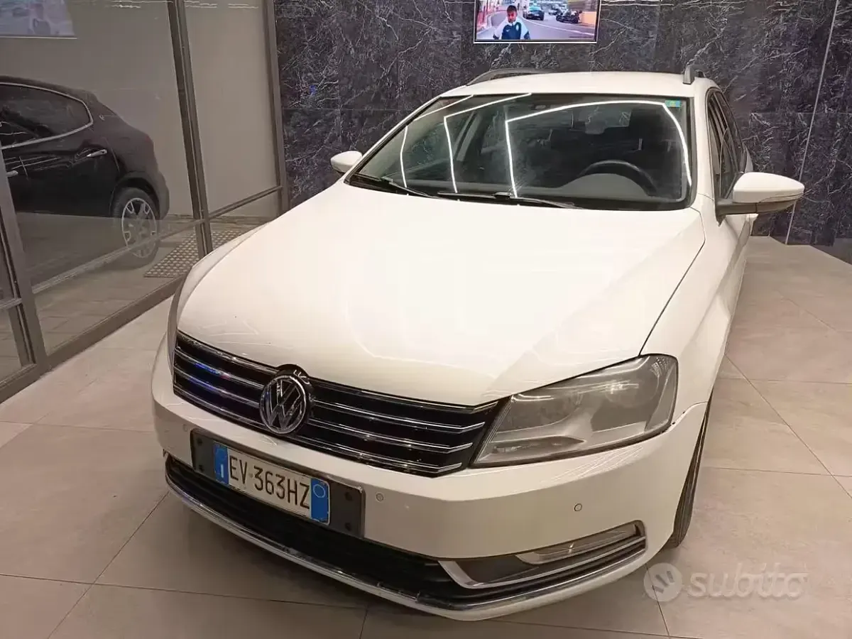 Usata VW Passat 150 CV (110 kW) 2015 Bianco Station wagon