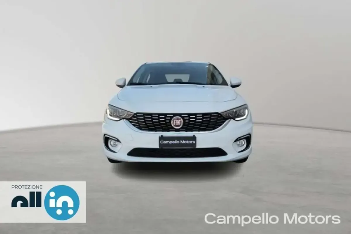 Usata Fiat Tipo Lounge 95 CV (69 kW) 2017 Bianco Berlina