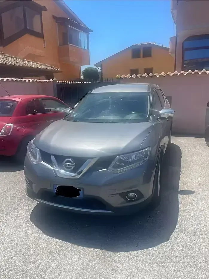 Usata Nissan X-Trail 131 CV (96 kW) 2016 Grigio SUV