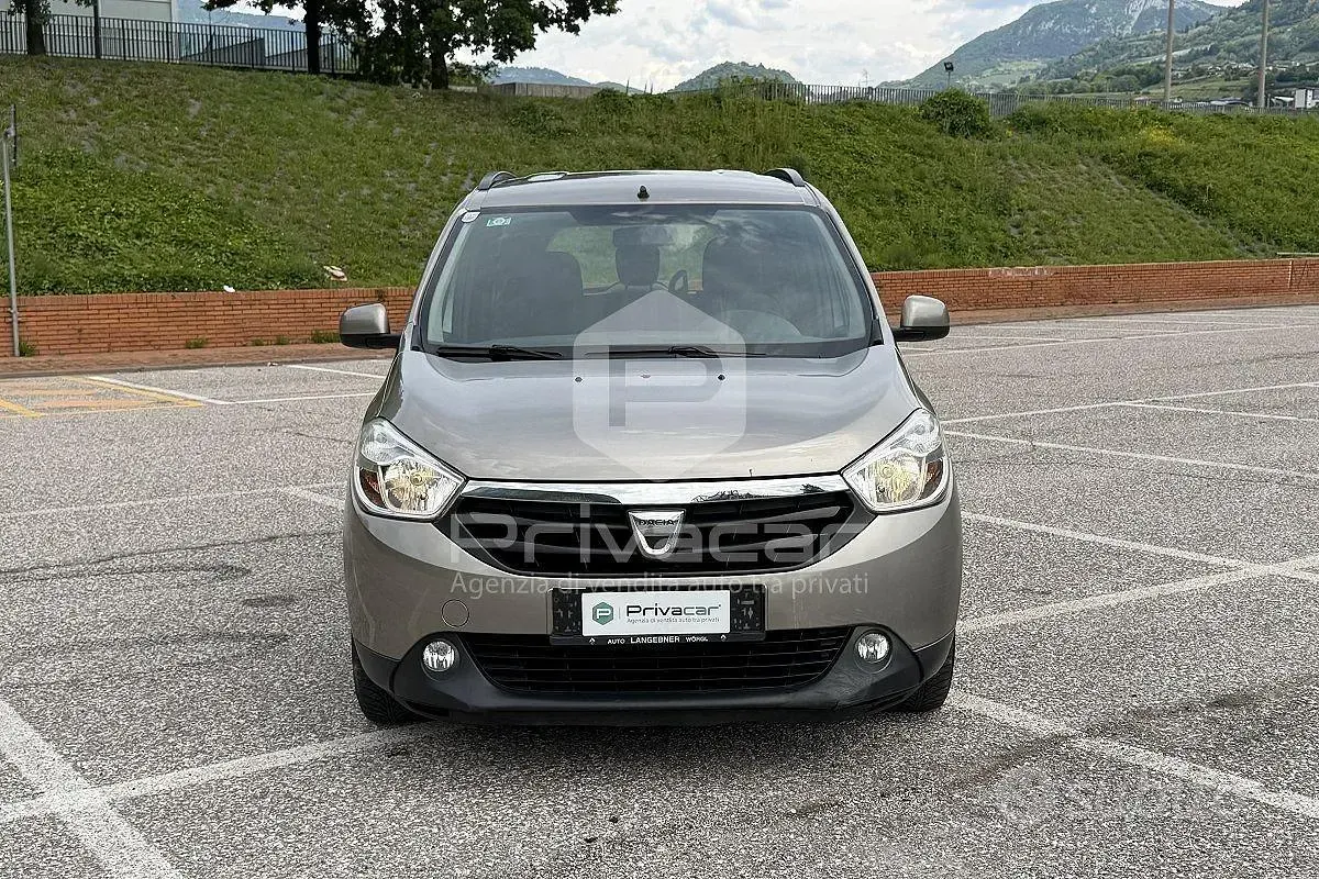 Usata Dacia Lodgy Lauréate 107 CV (78 kW) 2012 Marrone Monovolume