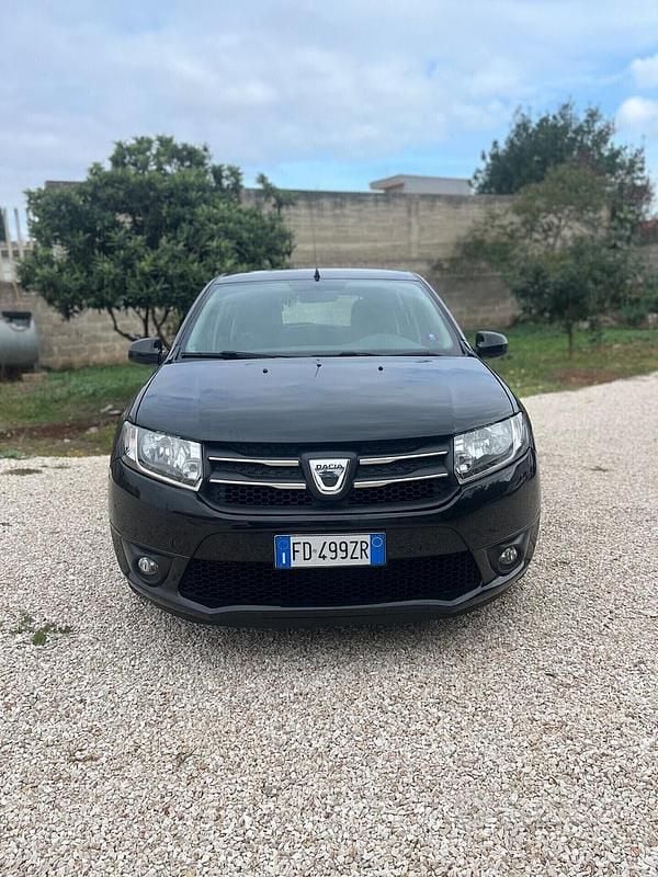 Usata Dacia Sandero 90 CV (66 kW) 2016 Nero Utilitaria