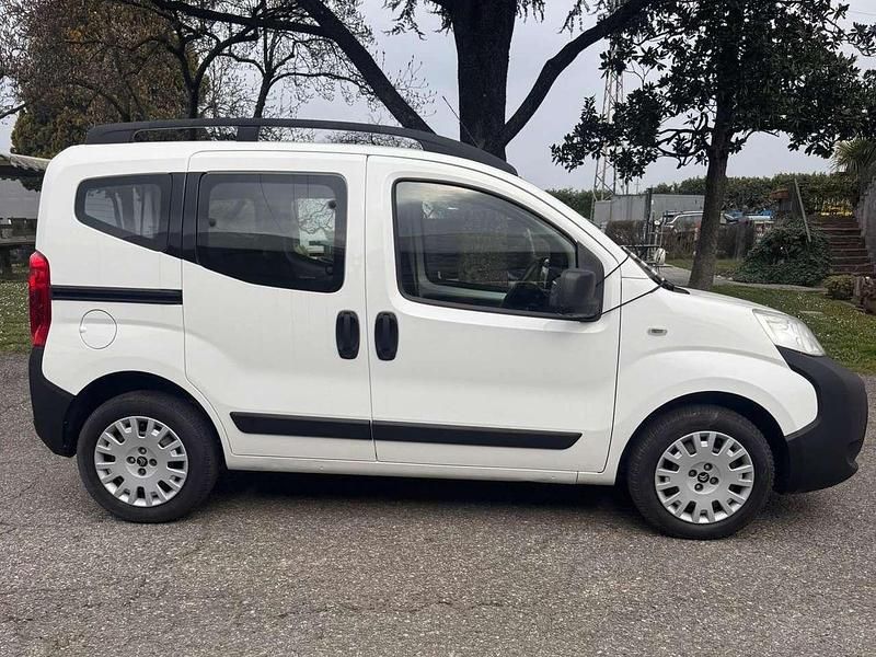Usata Citroën Nemo SELECTION 73 CV (53 kW) 2014 Bianco Monovolume
