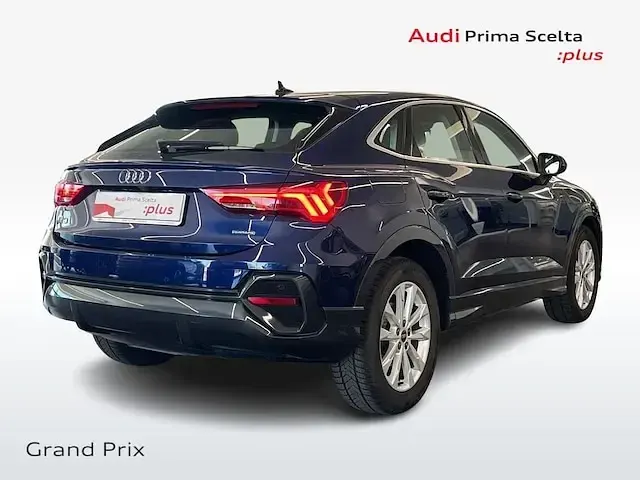 Usata Audi Q3 Sportback Business Plus 150 CV (110 kW) 2023 Blu navarra metallizzato SUV