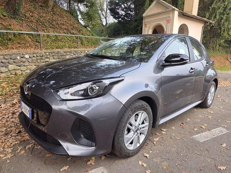 Usata Mazda 2 Center-Line 92 CV (67 kW) 2024 Grigio Utilitaria