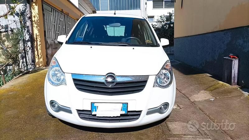 Usata Opel Agila 86 CV (63 kW) 2012 Bianco Utilitaria
