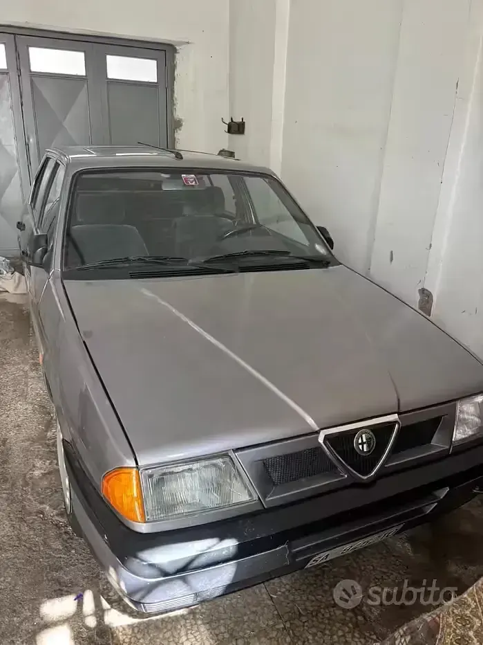 Usata Alfa Romeo 33 88 CV (64 kW) 1994 Grigio Berlina