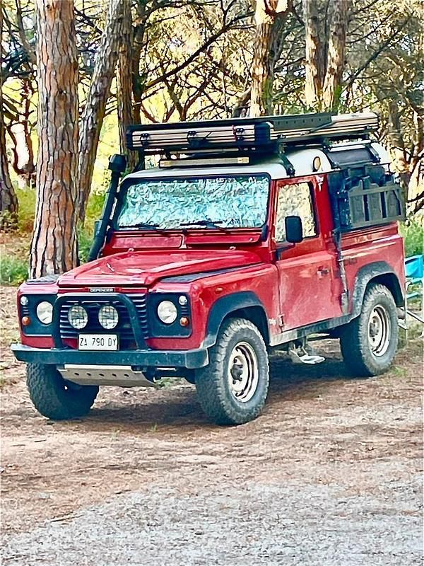 Gebraucht Land Rover Defender 86 PS (63 kW) 1999 Rot SUV
