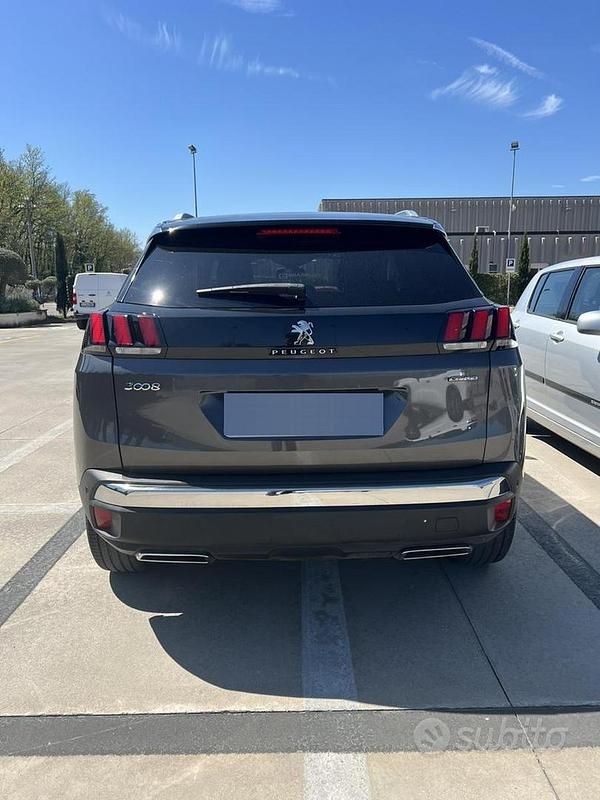 Usata Peugeot 3008 GT-line 131 CV (96 kW) 2020 Grigio SUV