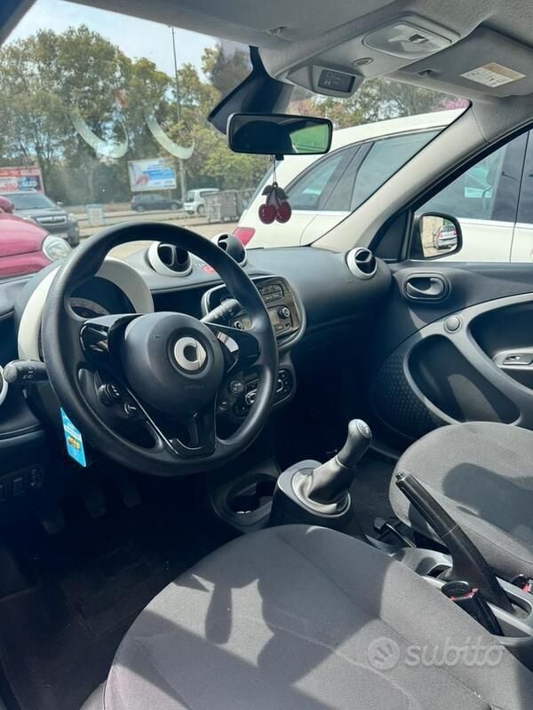 Usata Smart ForFour Prime 90 CV (66 kW) 2016 Utilitaria