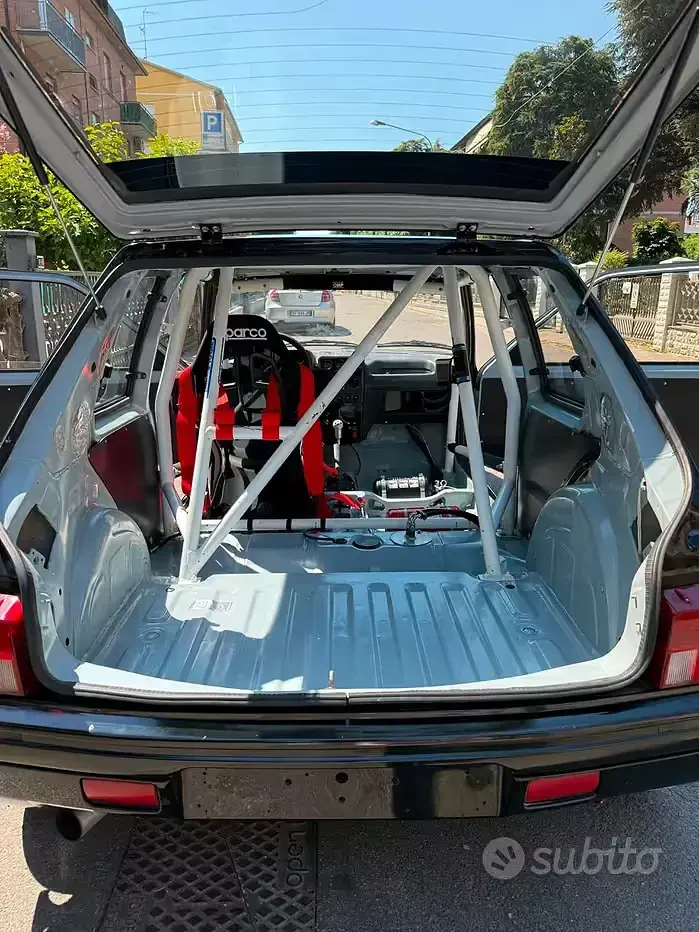 Usata Peugeot 205 101 CV (74 kW) 1988 Berlina