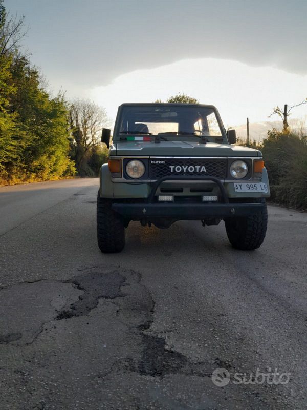 Usata Toyota Land Cruiser 1986 Verde SUV