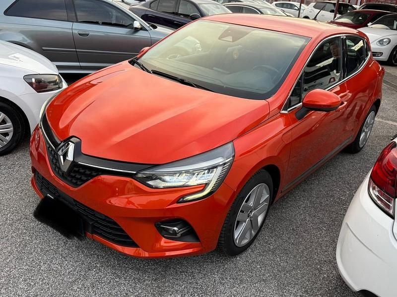 Usata Renault Clio IV Intens 86 CV (63 kW) 2019 Arancione Berlina