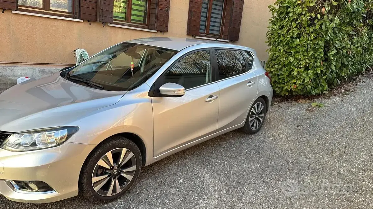 Usata Nissan Pulsar 110 CV (80 kW) 2018 Grigio Berlina